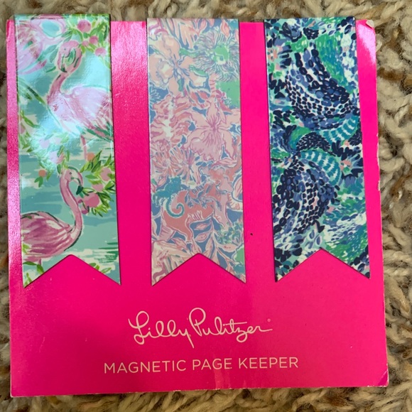 Lilly pencil pouch and magnetic page holders - Picture 2 of 3
